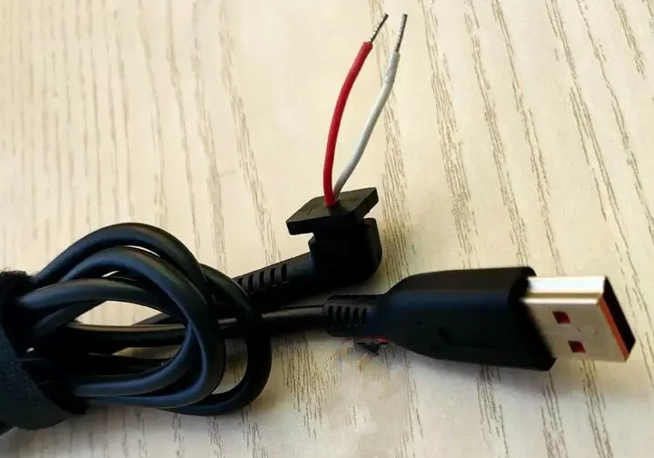 Computer oblique USB power cable